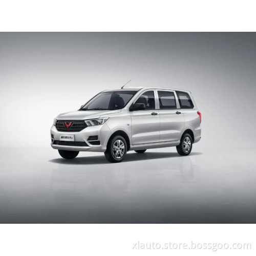 Cina Vendita di camion mercantili Wuling Venditura di Huongguang S Light 4x4 Delivery Van Minibus Gasoline Cargo Mini Van